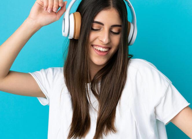 Современные технологии для ваших волос: Обзор лазерной расчески от выпадения волос Gezatone HS588